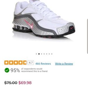 Meet your Posher, Deshia